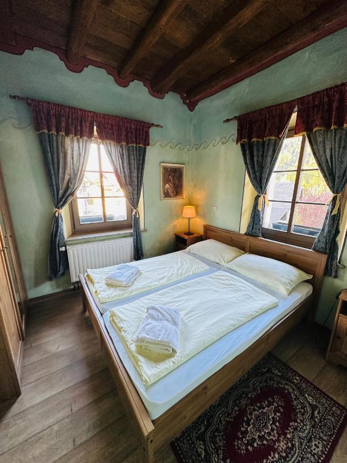 Apartments Belopeski Dvori 크라니스카고라 외부 사진